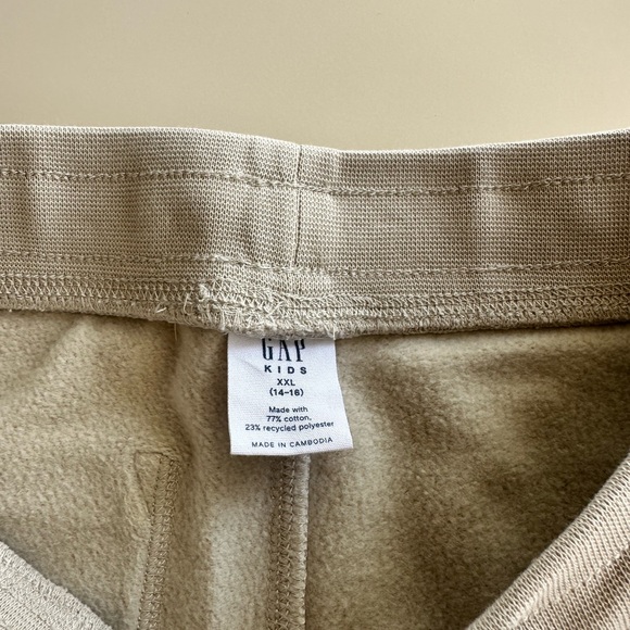 The Gap Boys Cotton Shorts - 3 Pair - Sold in Bundle.  Size XXL - Size 14 - 16 - Picture 10 of 12